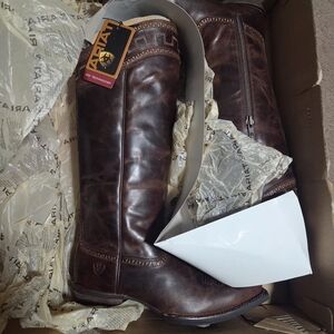7.5 women Ariat Rich Brown Leather Boots